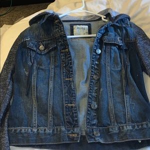 Jean/sweatshirt jacket with hood